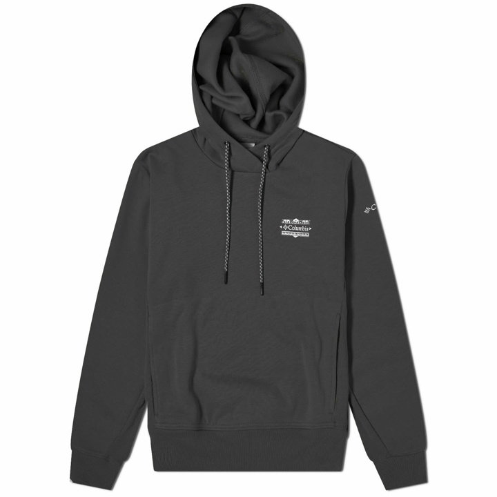 Photo: Columbia Women's Lodge Hoody in Black/Bordered Beauty