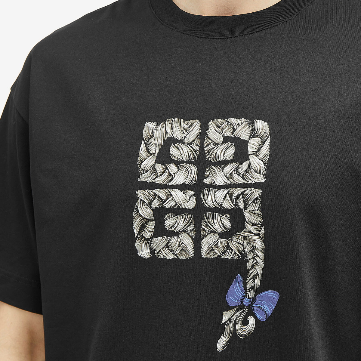 Givenchy Men's 4G Braids T-Shirt in Black Givenchy