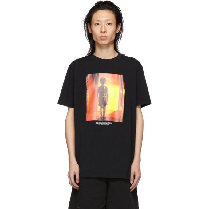 Photo: Marcelo Burlon County of Milan Black Close Encounters of the Third Kind Edition Child T-Shirt