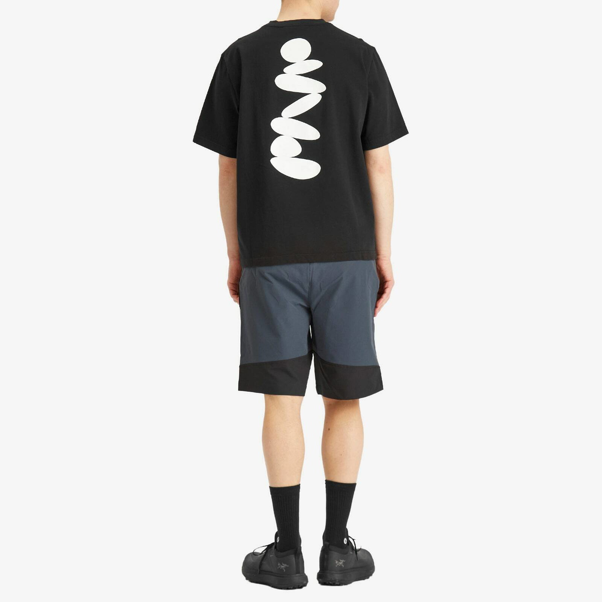 Purple Mountain Observatory Men's Boulder T-Shirt in Black