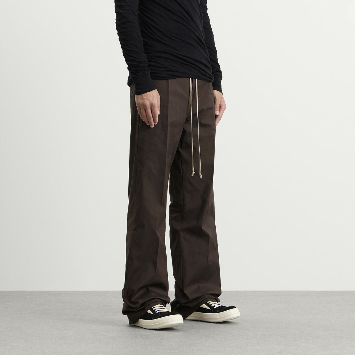 Rick Owens Men's Dietrich Drawstring Pant in Drk Dust