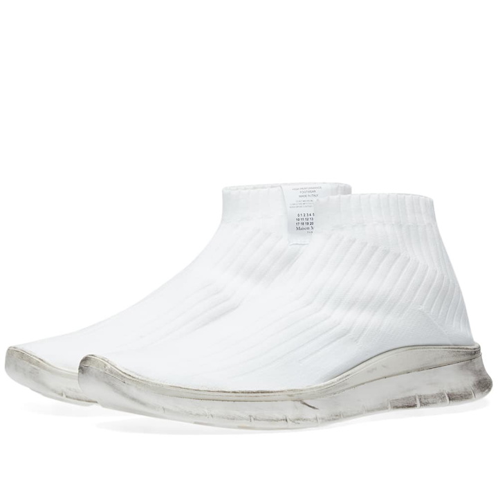 Photo: Maison Margiela 22 Low Sock Sneaker White