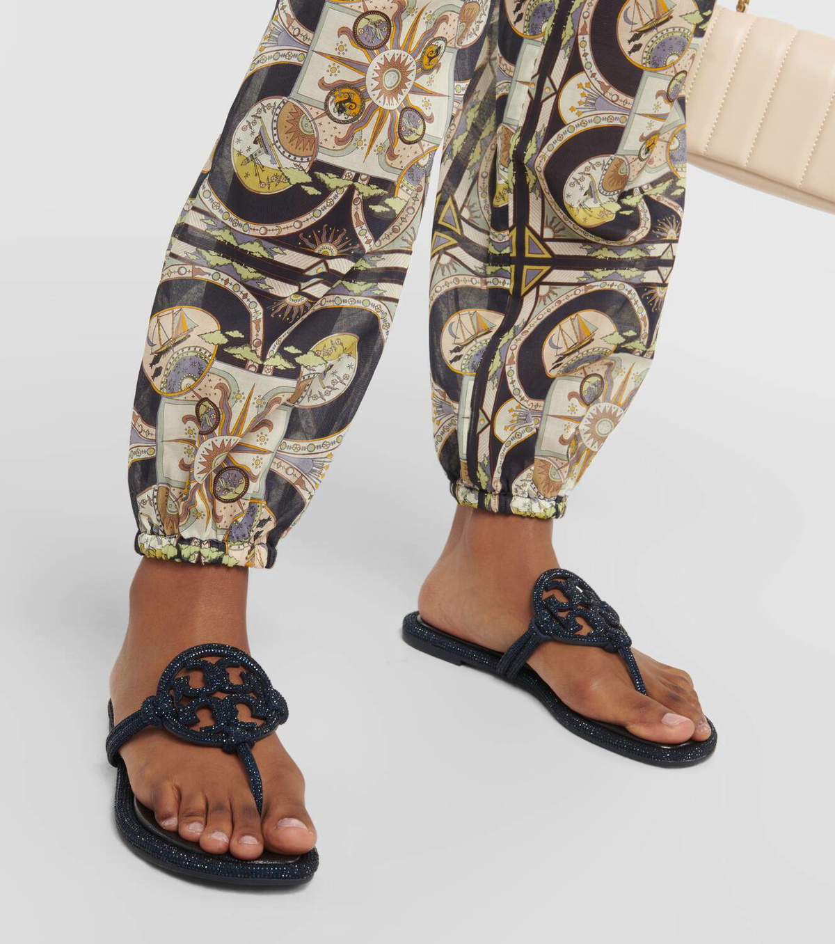 サンダル・ミュール Tory Burch PRINTED SUEDE MILLER THONG SANDALS miller-printed-suede-sandal-