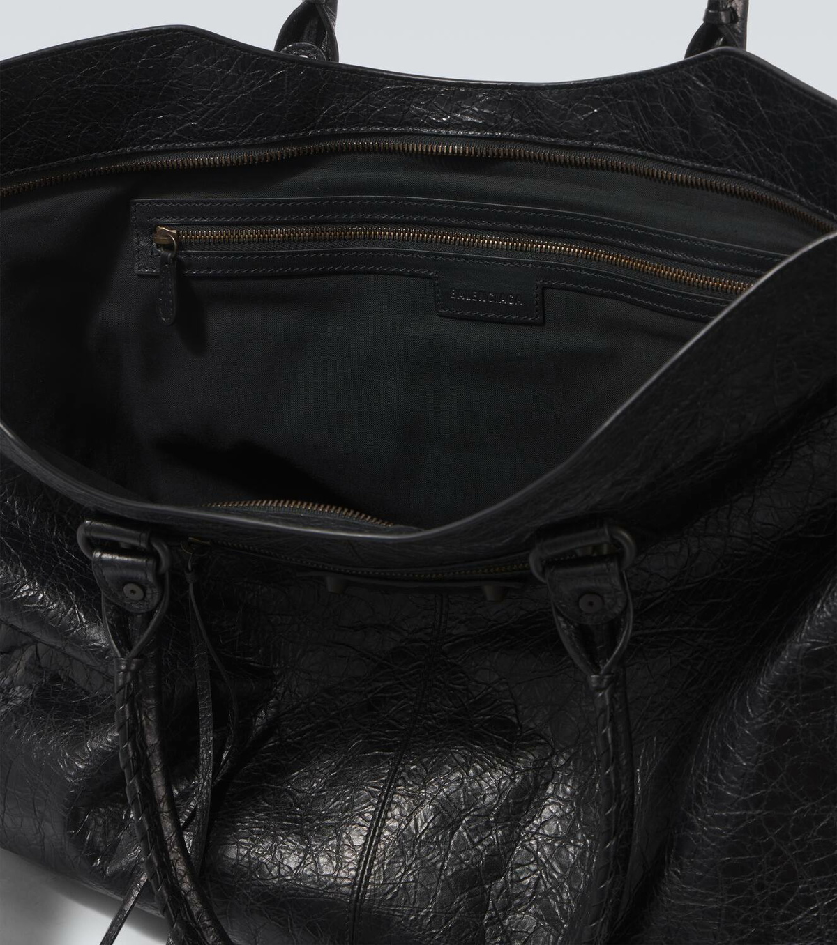 ショルダーバッグ・ポシェット BALENCIAGA Le city leather shoulder bag BALENCIAGA】Le Cityミディアム レザー ショルダーバッグBLACK
