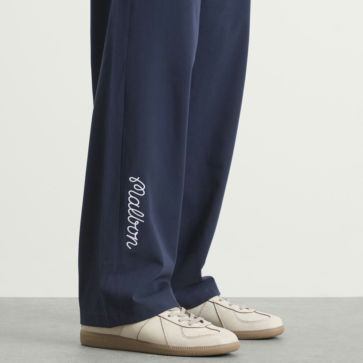 Malbon Men's Magnolia Coolcore Pant in Navy