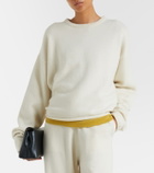 Extreme Cashmere N°426 Comfy cashmere-blend sweater