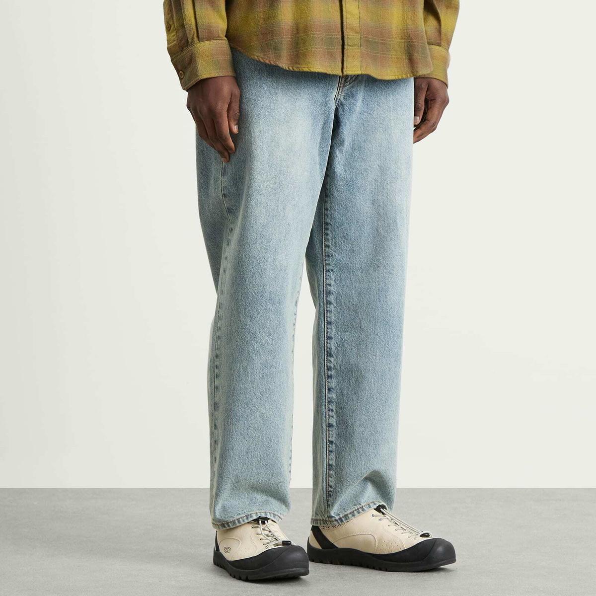 thisisneverthat Men's Regular Jeans in Washed Blue