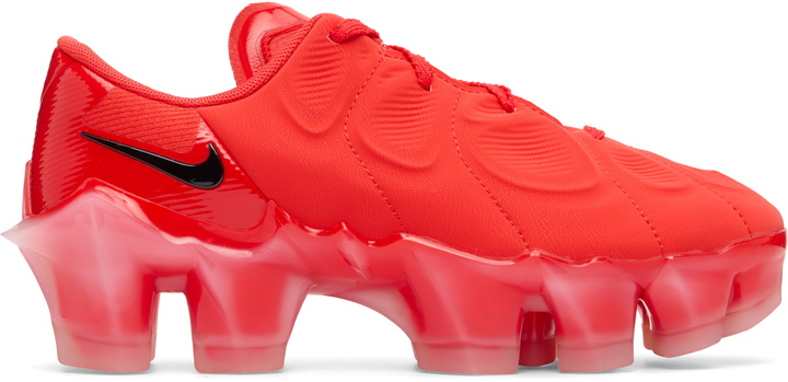 Photo: Nike Red First Sight Mirage Sneakers