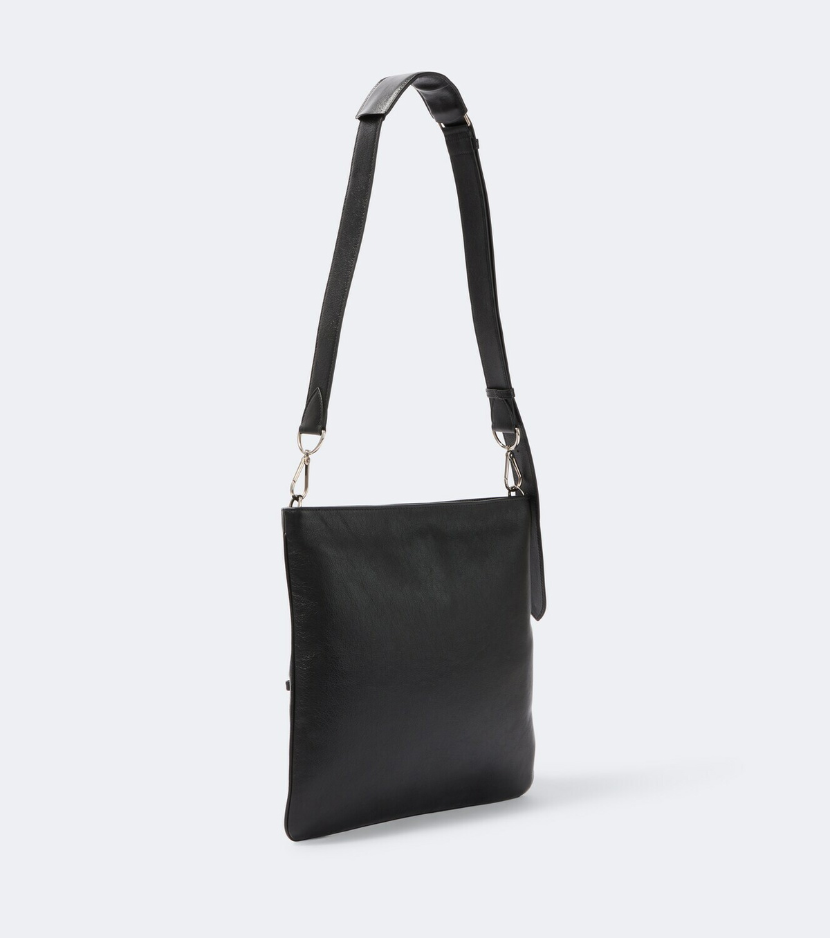 Métier Slide leather messenger bag