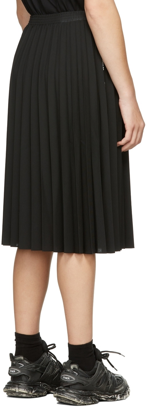 VETEMENTS Black Pleated Logo Skirt Vetements