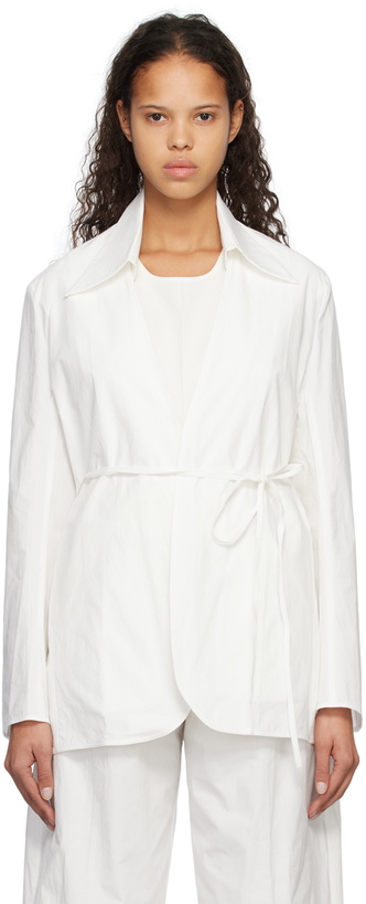 Photo: Subtle Le Nguyen White Collarless Jacket