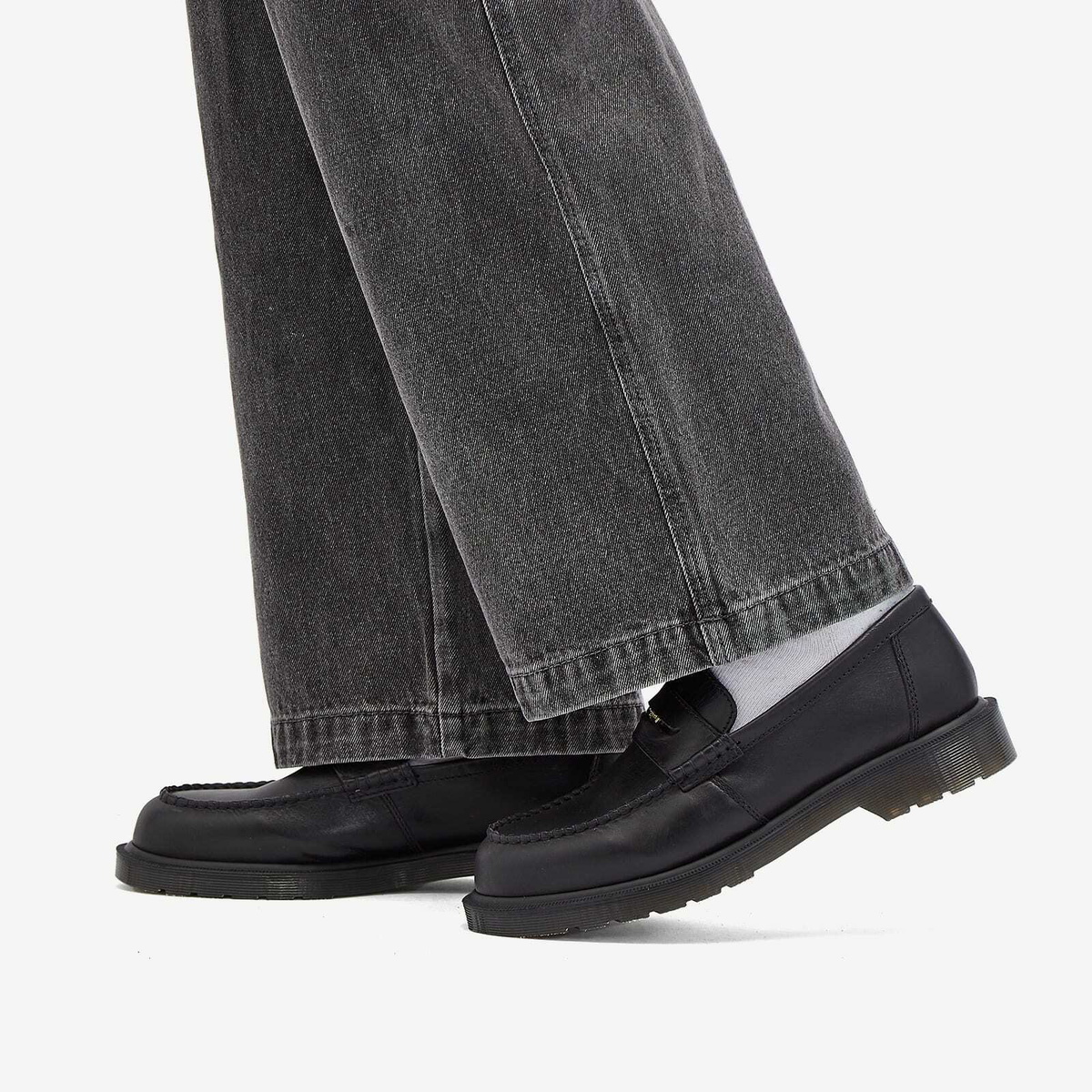 Dr. Martens Penton Loafer Shoe Sneakers in Black Dr. Martens