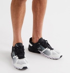 On - Cloudflow Mesh Running Sneakers - Black