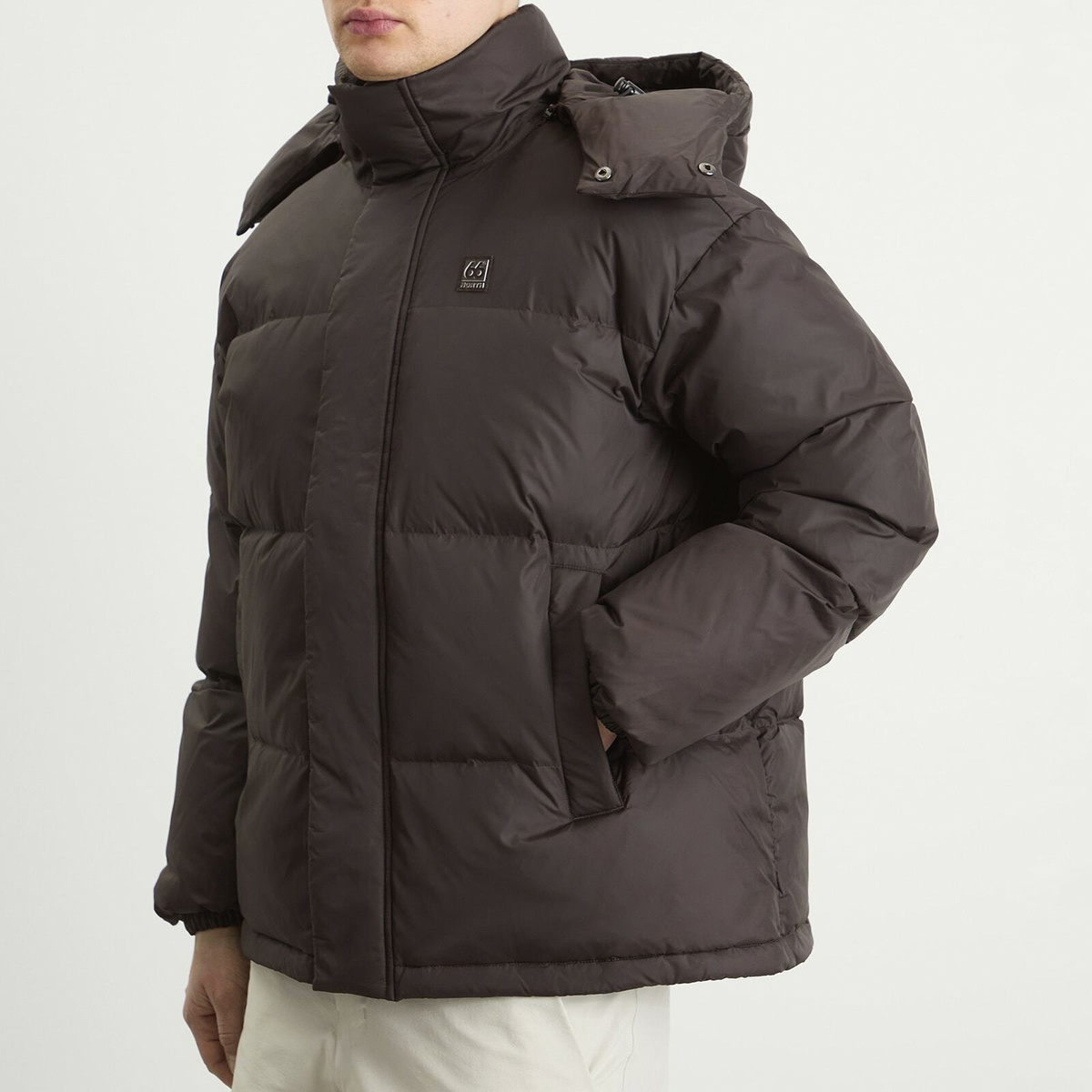 66° North Men's Dyngja Down Jacket in Licorice