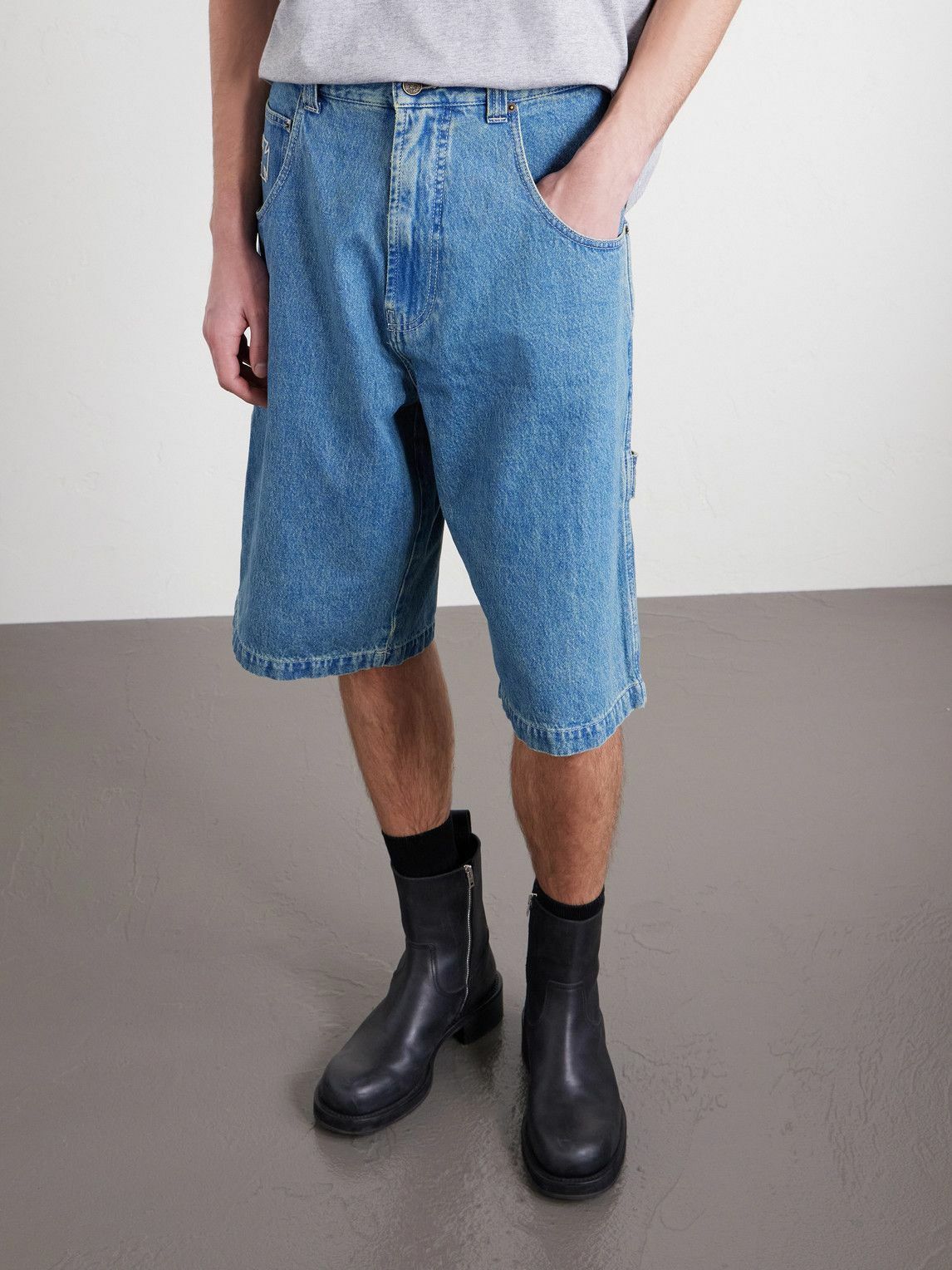 VETEMENTS - Biker Cross Wide-Leg Embroidered Denim Shorts - Blue