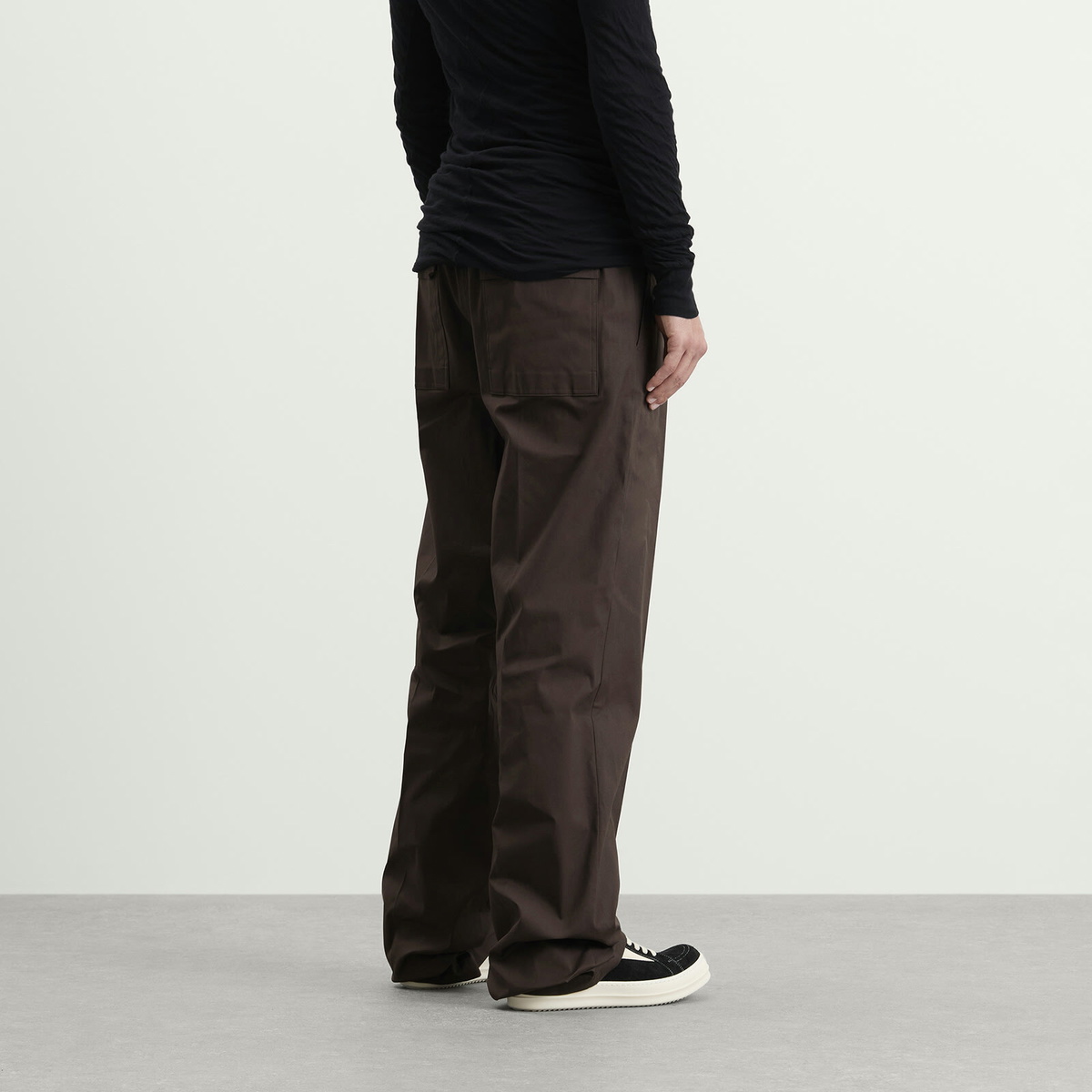 Rick Owens Men's Dietrich Drawstring Pant in Drk Dust