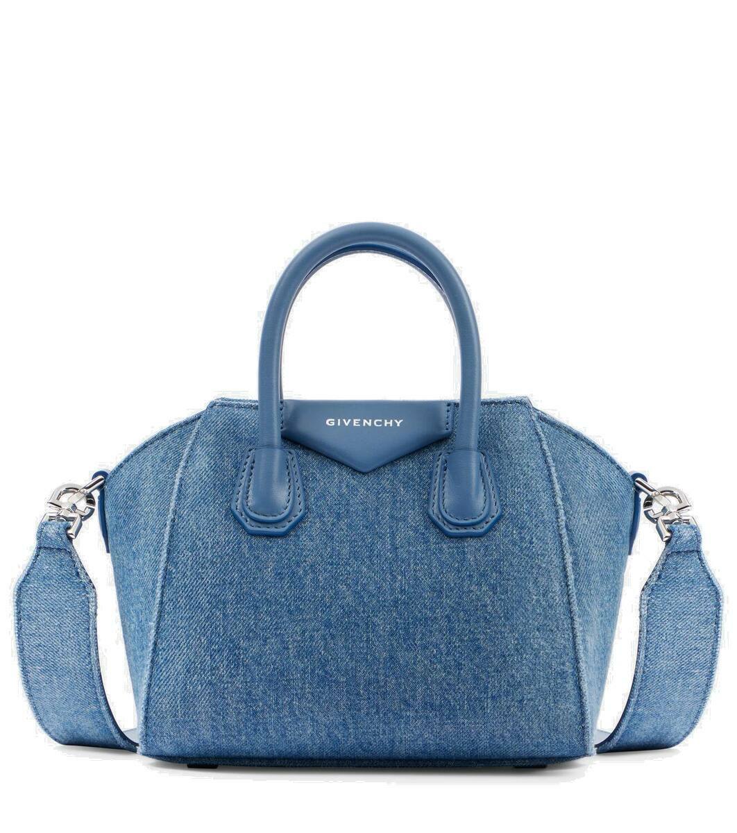 トートバッグ GIVENCHY Denim Mini Antigona Lock Handbag Mini Antigona Lock bag in washed denim in - medium blue