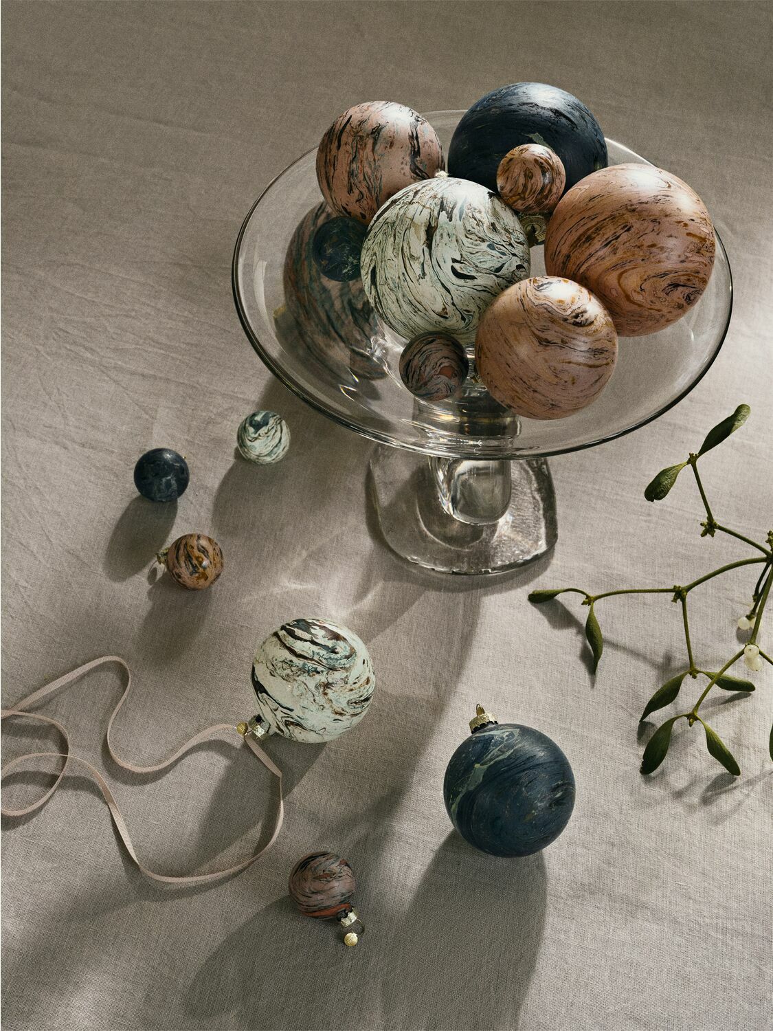 FERM LIVING Set Of 4 Large Marble Baubles