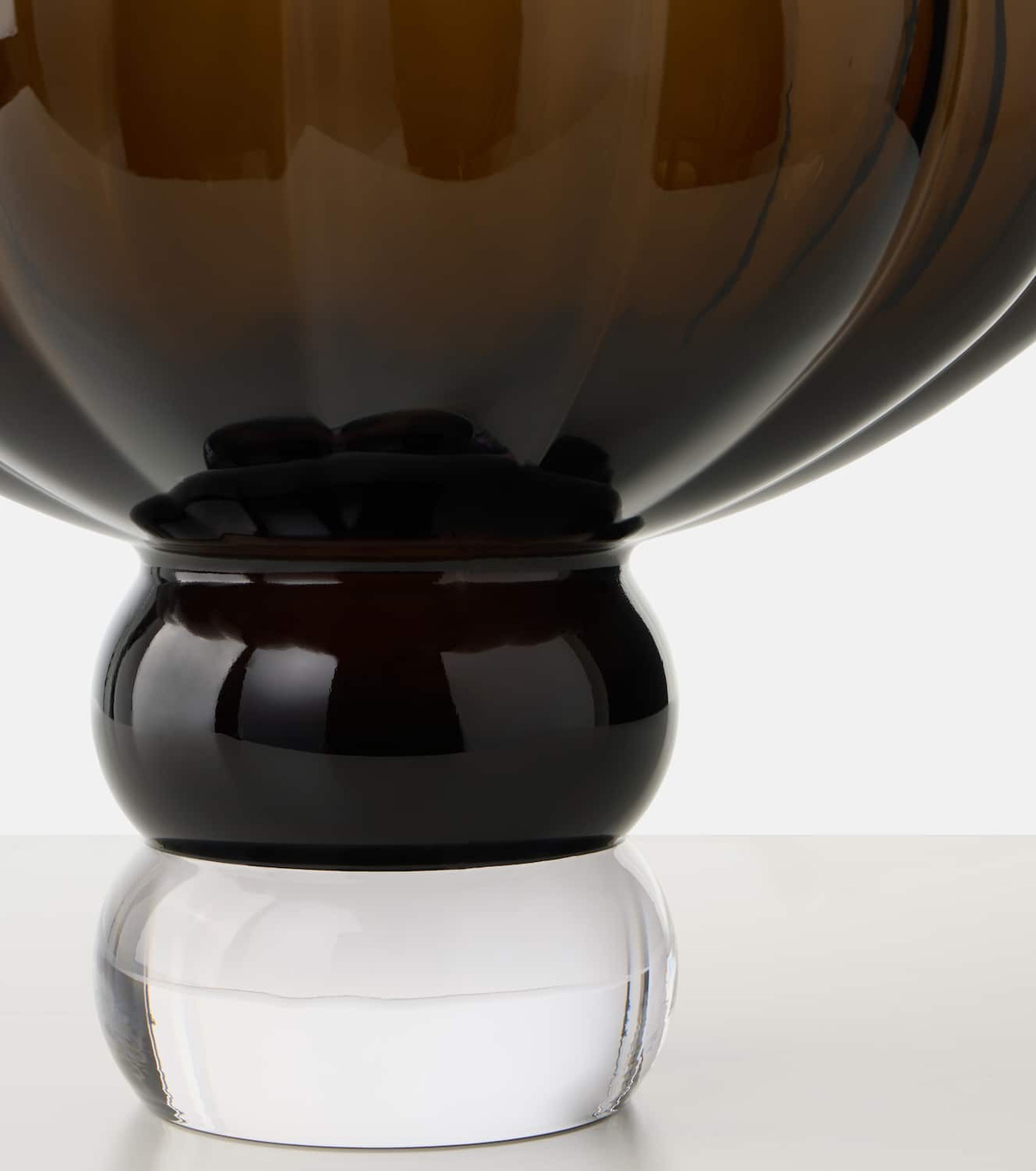 Louise Roe Balloon 03 glass vase