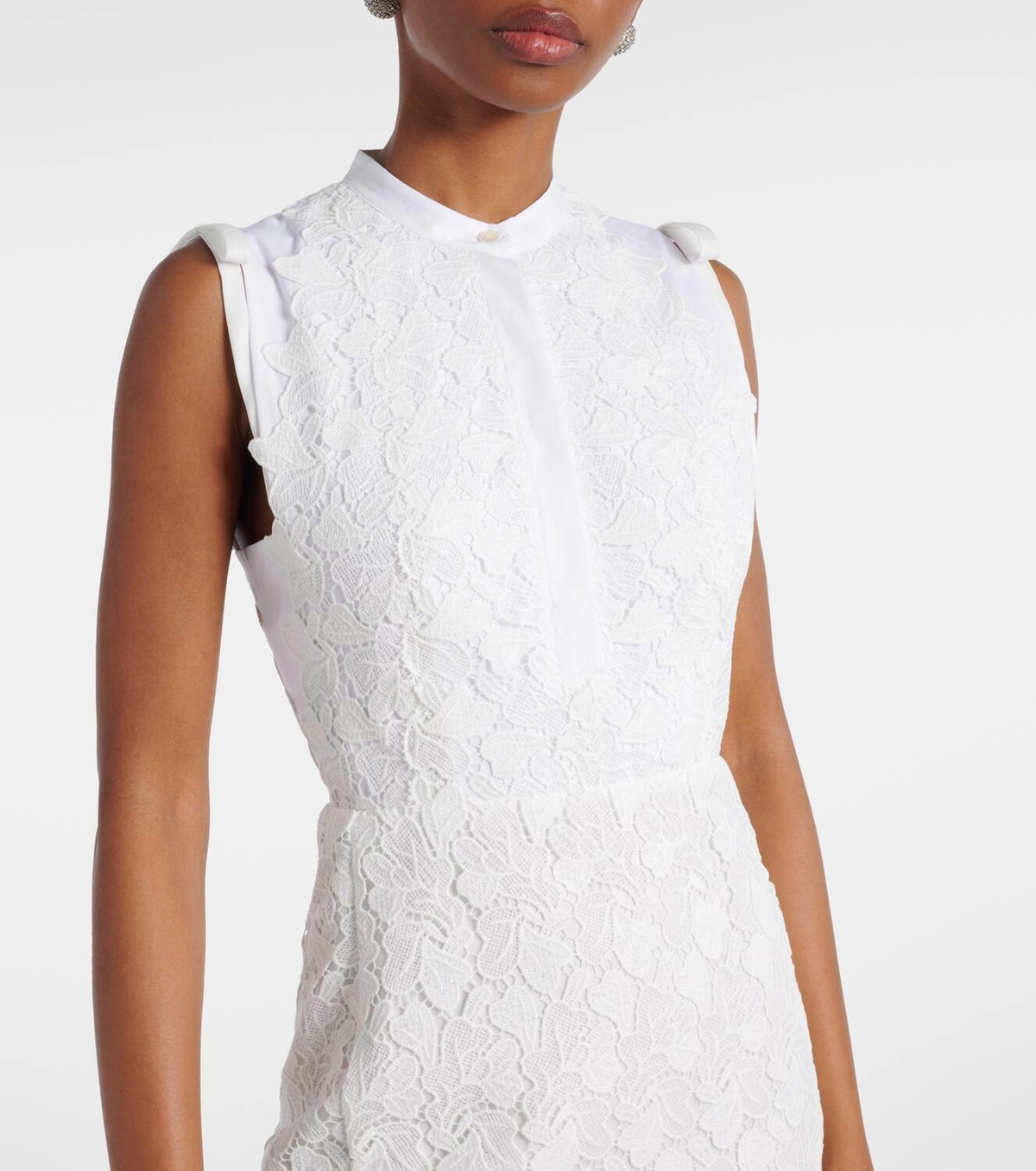 Giambattista Valli Macramé gown