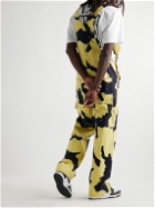 COME TEES - Camouflage-Print Denim Overalls - Yellow