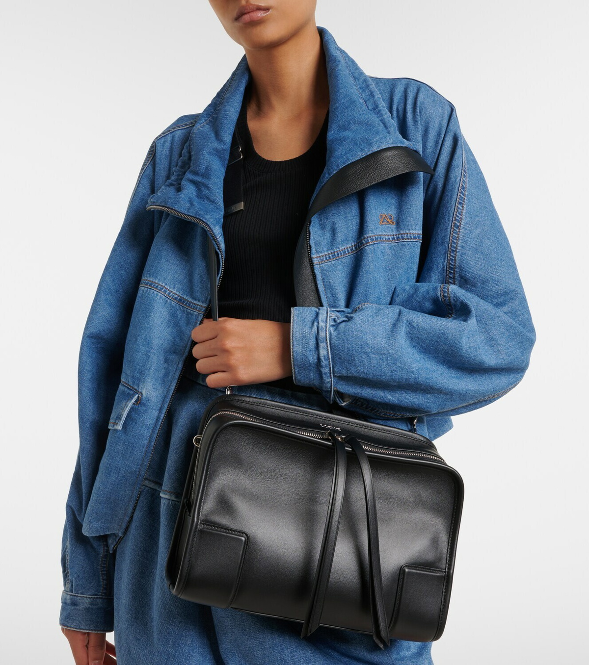 Loewe Amazona 180 Medium leather top-handle bag