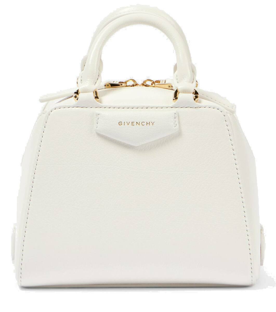 【関税&送料込】Givenchy Ivory Leather Small 4G Shoulder Bag Givenchy 4g Crossbody Bag In Ivory Box Leather in Natural