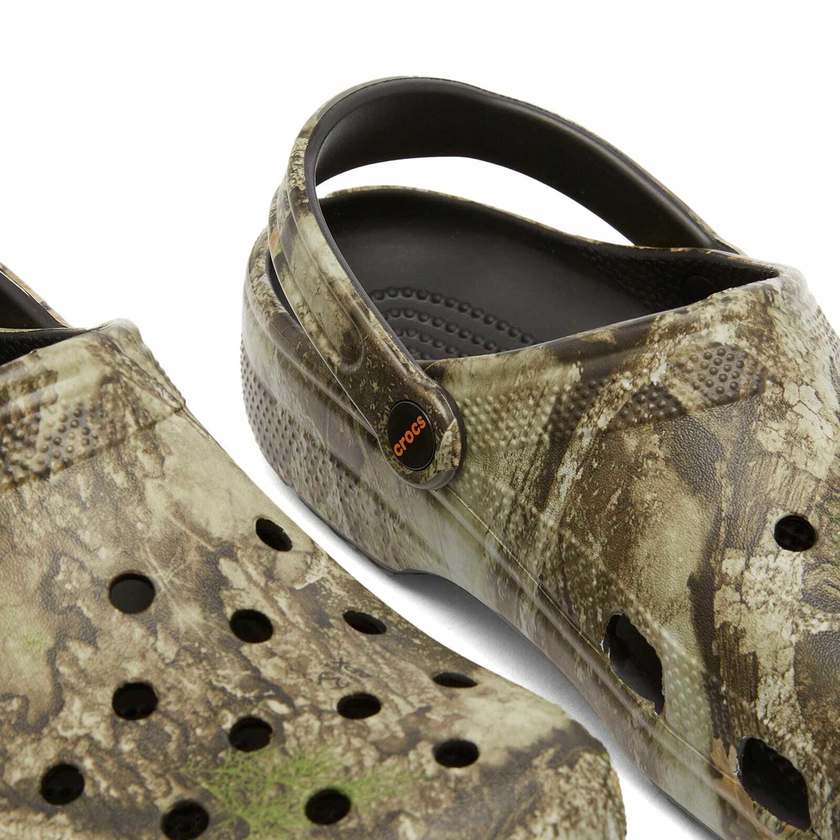 Crocs Men's Realtree Camo Classic Clog in Multi