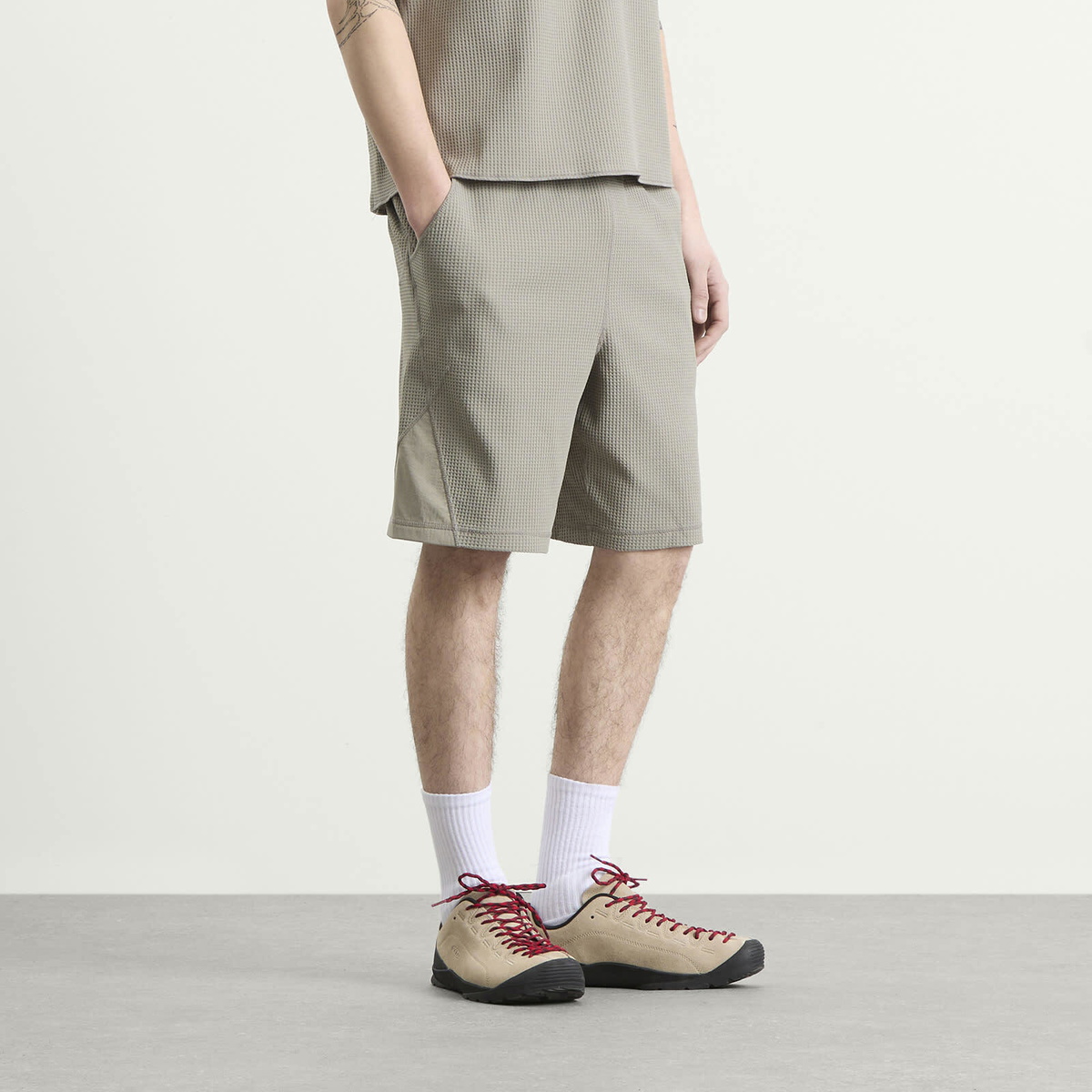 Purple Mountain Observatory Men's Waffle Shorts in Concrete