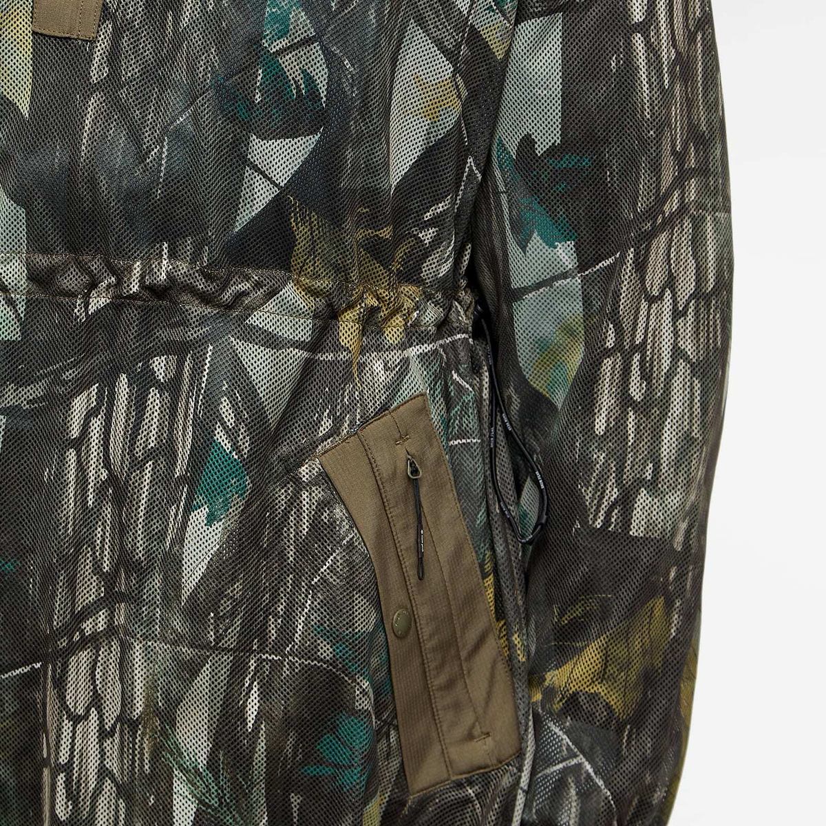 Snow Peak Women's Printed Insect Mesh Pullover Coat in Khaki