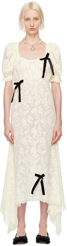 Photo: Yuhan Wang Off-White Puff Sleeve Midi Dress