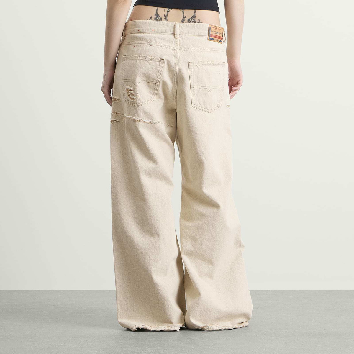 Diesel Women's 1996 D-Sire-Yu Jeans - LEG 30 in White