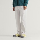 The North Face Men's Black Box Tech Woven Trousers in Cumulus Cloud