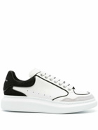 ALEXANDER MCQUEEN - Logo Sneakers