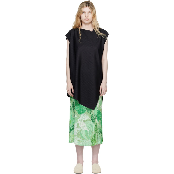 Photo: PLEATS PLEASE ISSEY MIYAKE Black A-POC Sea Glass Top