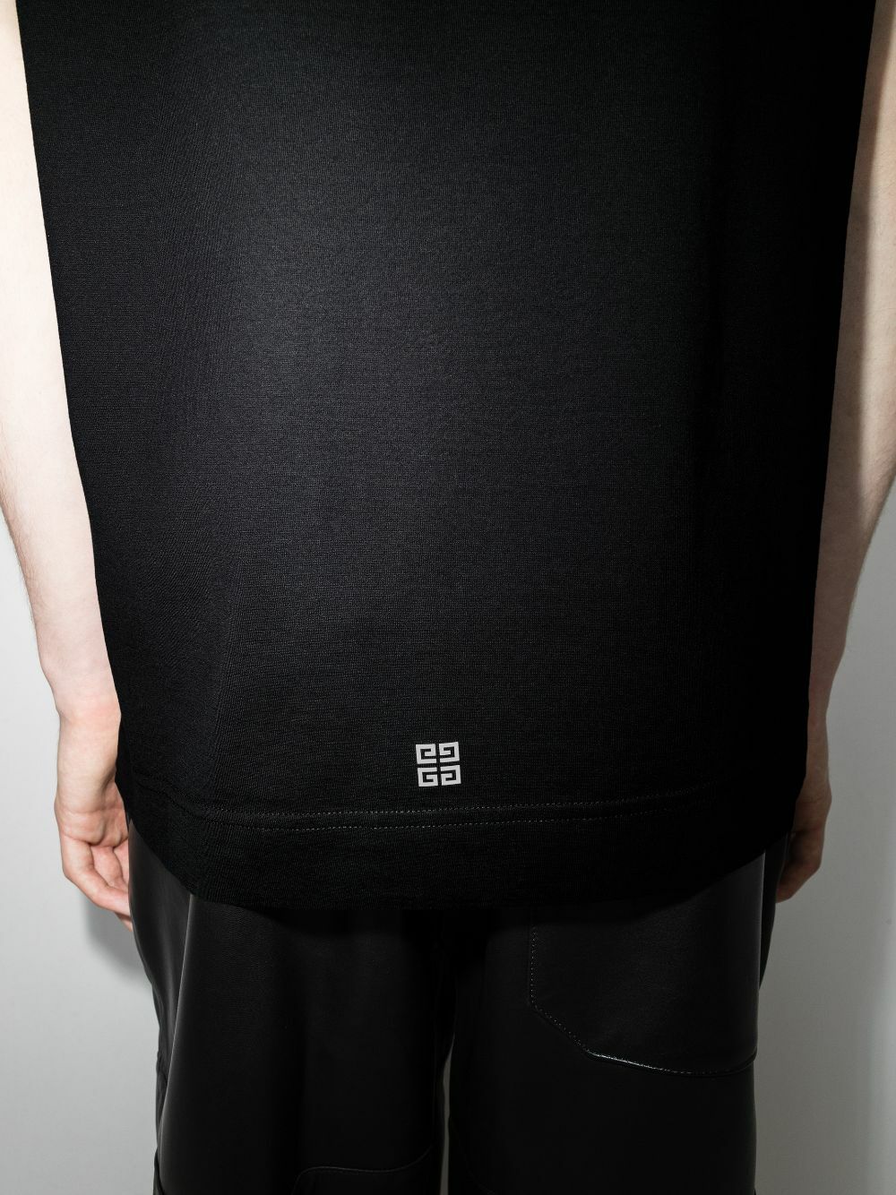 Givenchy Reverse Logo Print T-Shirt Givenchy