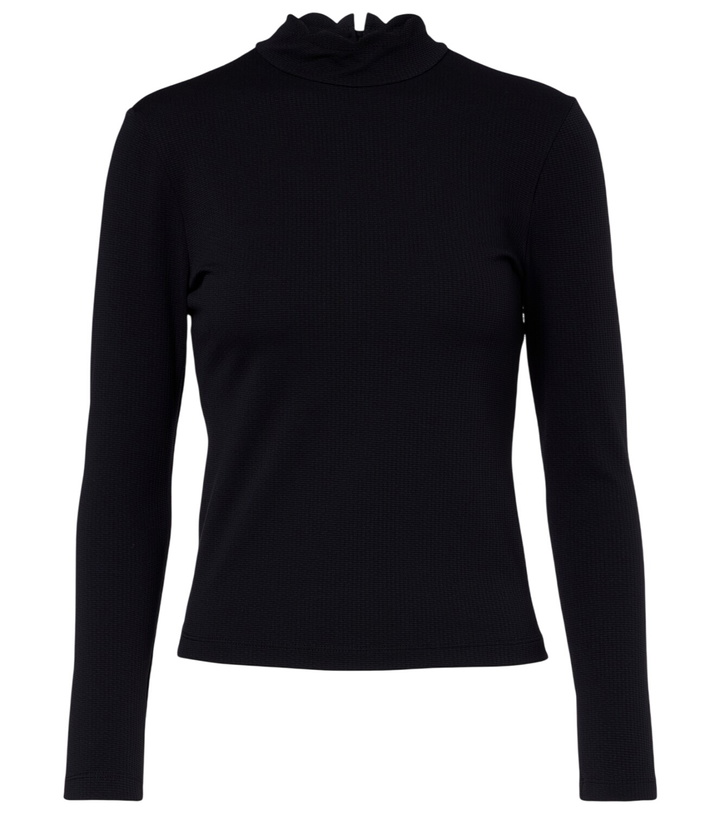 Photo: Marysia Scalloped rashguard top