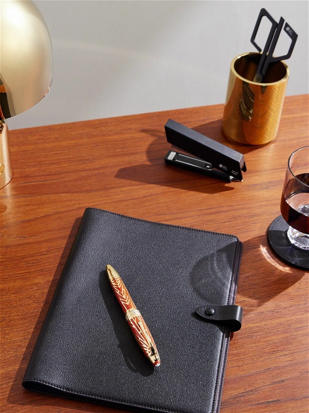 Photo: Montblanc - Meisterstück The Origin Collection Solitaire LeGrand Lacquer and Gold-Plated Fountain Pen