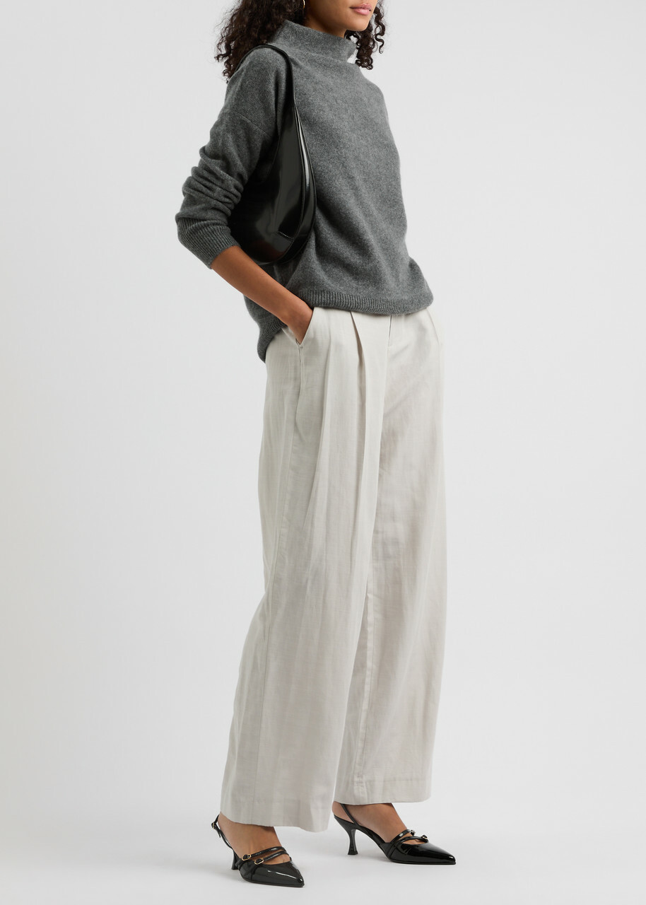Vince Brushed Cashmere Jumper Grey