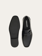 Ferragamo Mens Gancini loafer in Black
