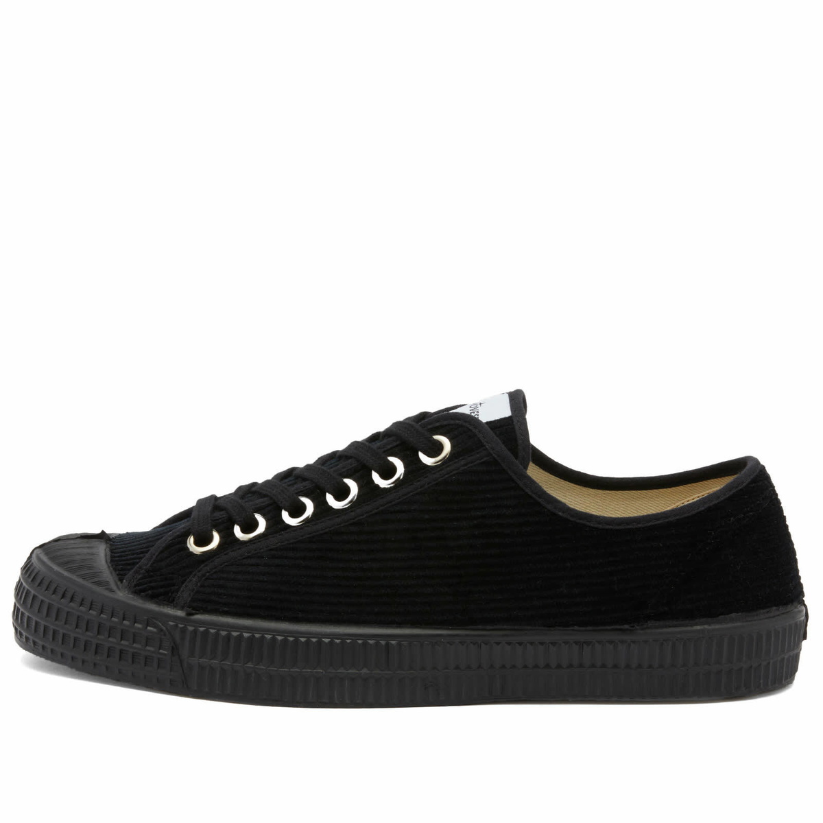 Novesta Men's Star Master Corduroy in Black Novesta