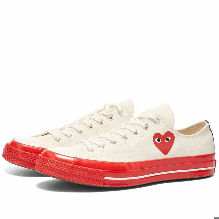 Photo: Comme des Garçons Play x Converse Chuck Taylor Red Sole Low Sneakers in Off White