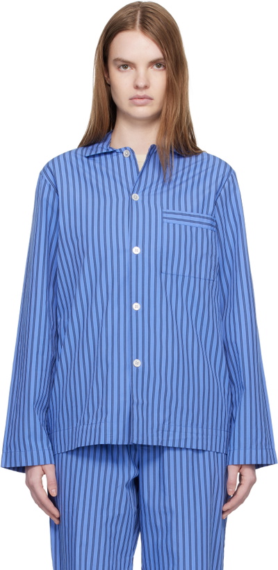Photo: Tekla Blue Poplin Long-Sleeved Pyjama Shirt
