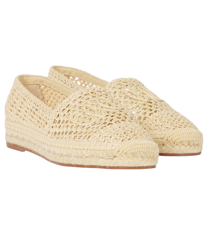 Photo: Chloé Isla logo crochet espadrilles