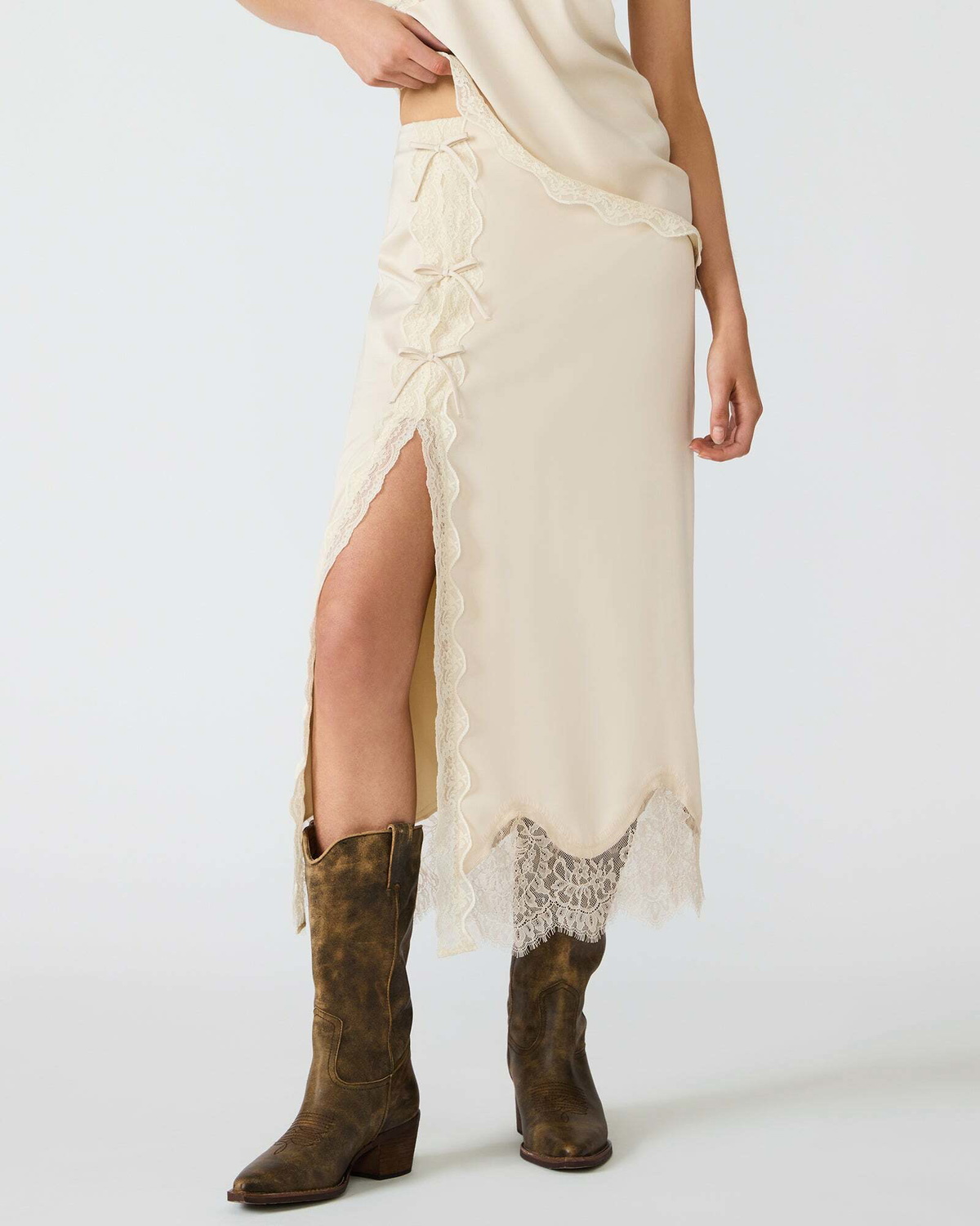 Steve Madden Lissandra Skirt in Ivory