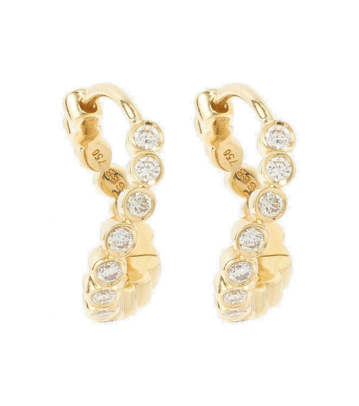 Photo: Sophie Bille Brahe Petite Courant 18kt gold drop earrings with diamonds