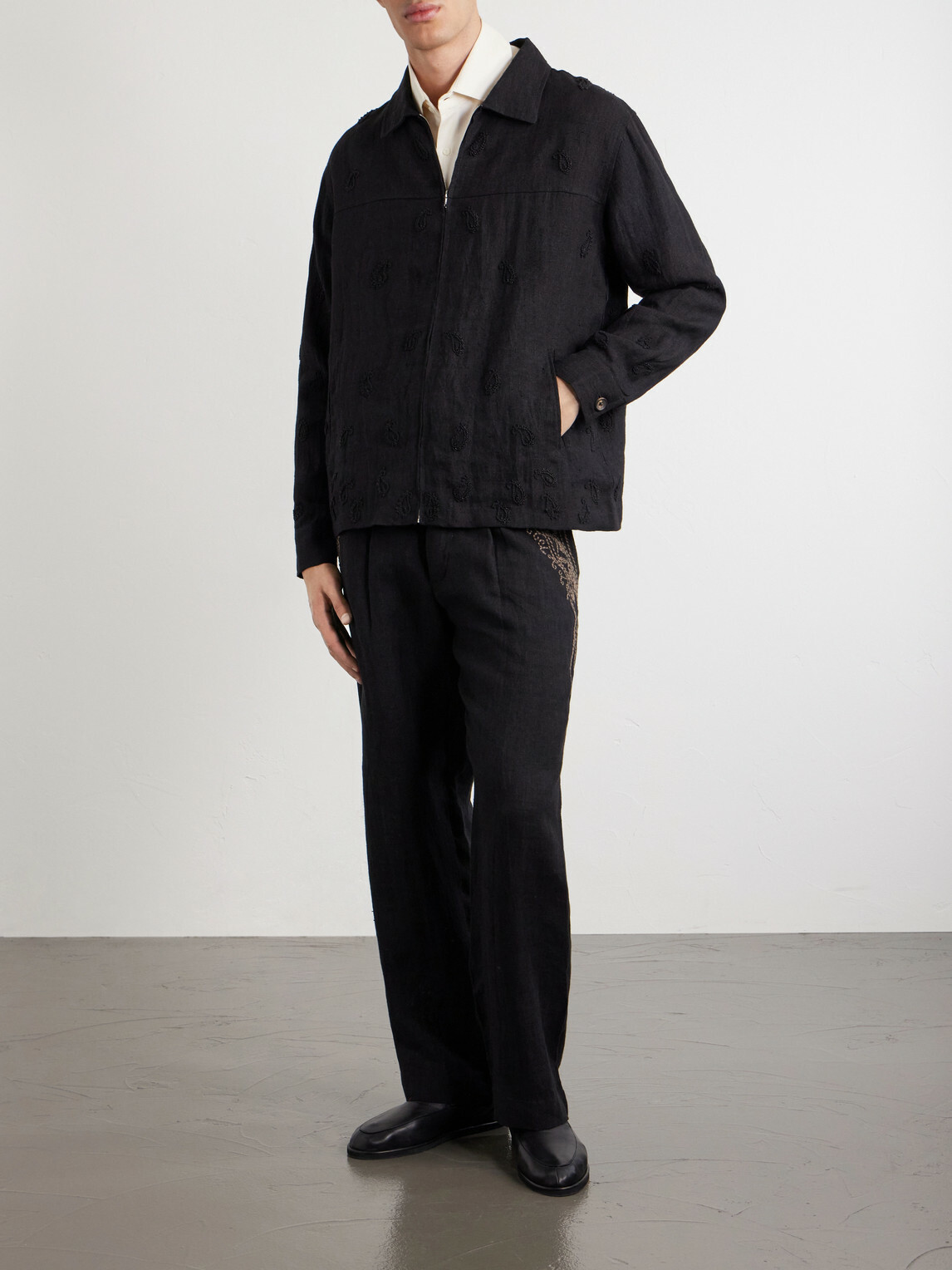 Kartik Research - Straight-Leg Zardozi Embroidered Pleated Linen Trousers - Black