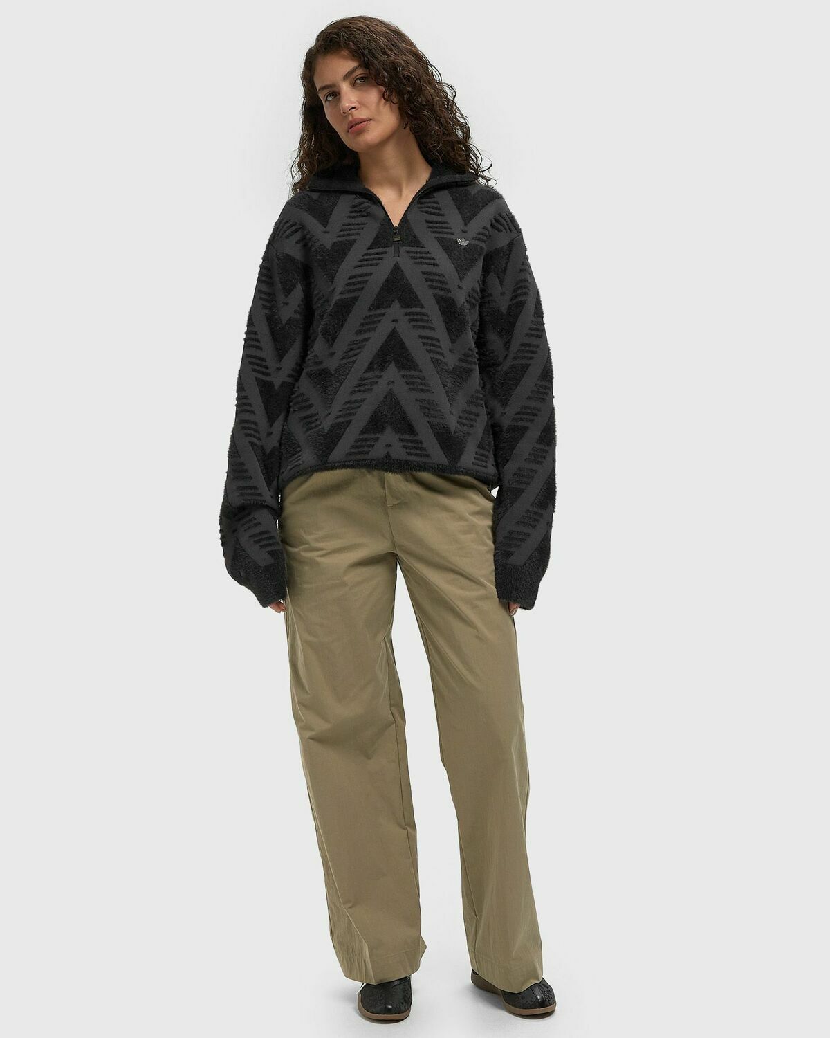 KNIT HALF ZIP