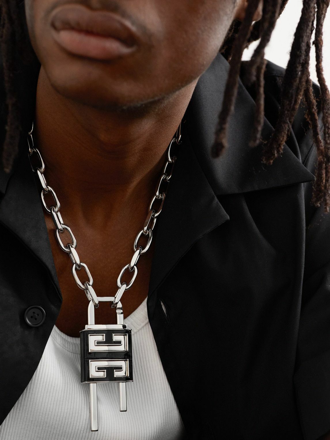 Givenchy sale chain necklace