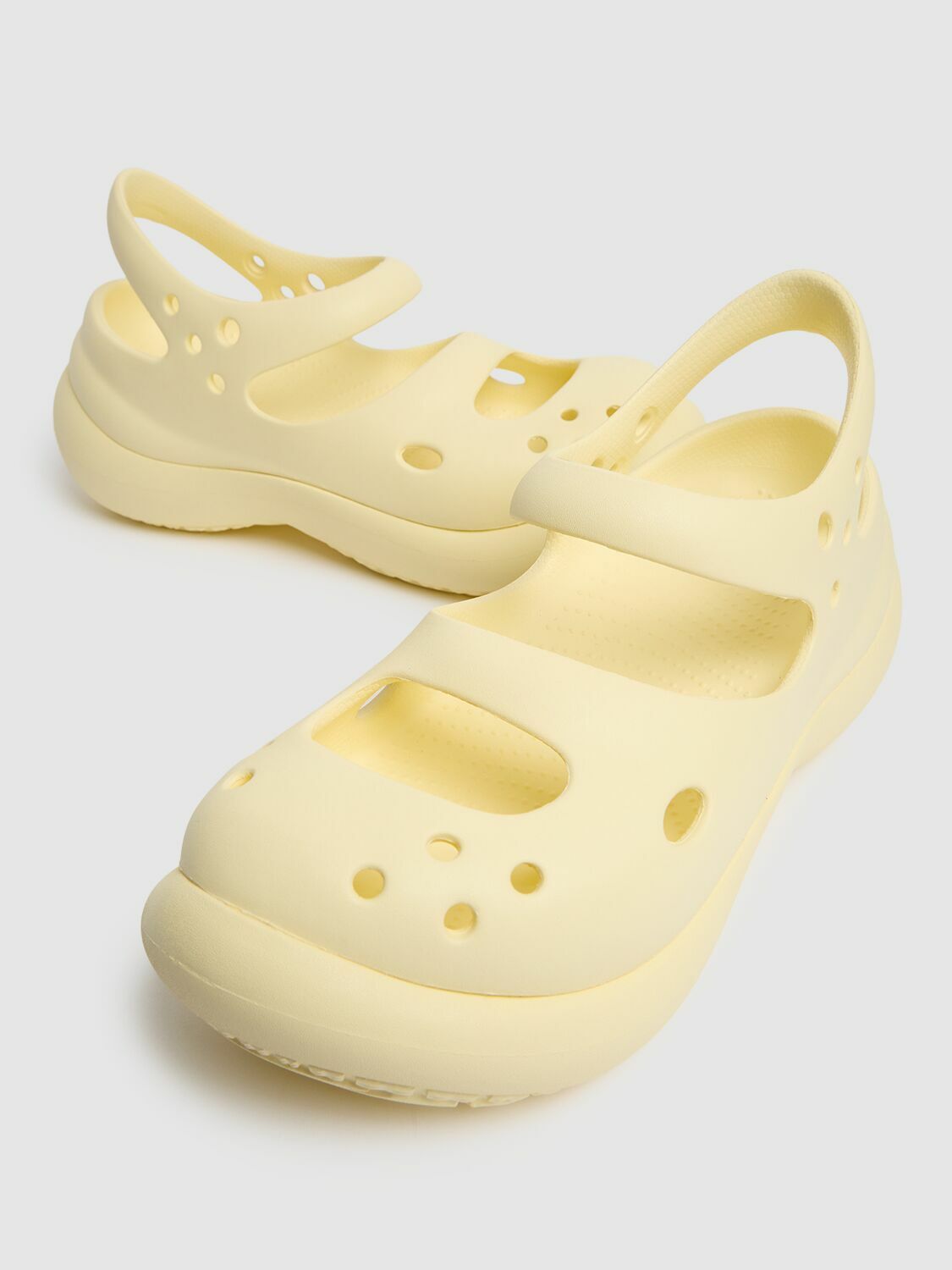 Yellow womens crocs fashion